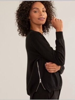 Modern Citizen Yara Side Zip Cashmere Blend Sweater in Black, Women’s size Small